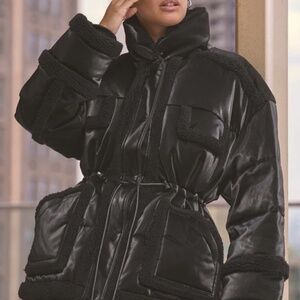 Alo Yoga Ice Breaker Puffer Jacket in Black SZ Small